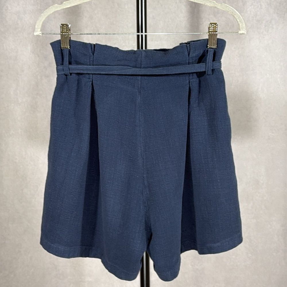 &Merci Linen Blend Tie Front Shorts With Silver Grommets Size Medium - Picture 4 of 6